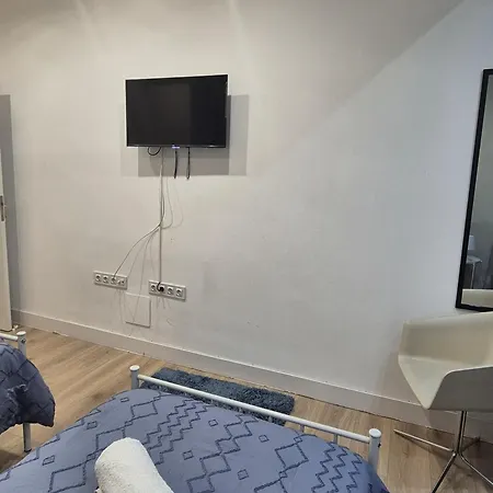 18 Habitación En Vivienda Centrica *