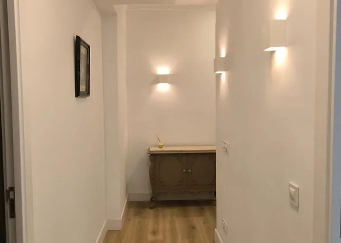 18 En Vivienda Centrica Проживание в семье